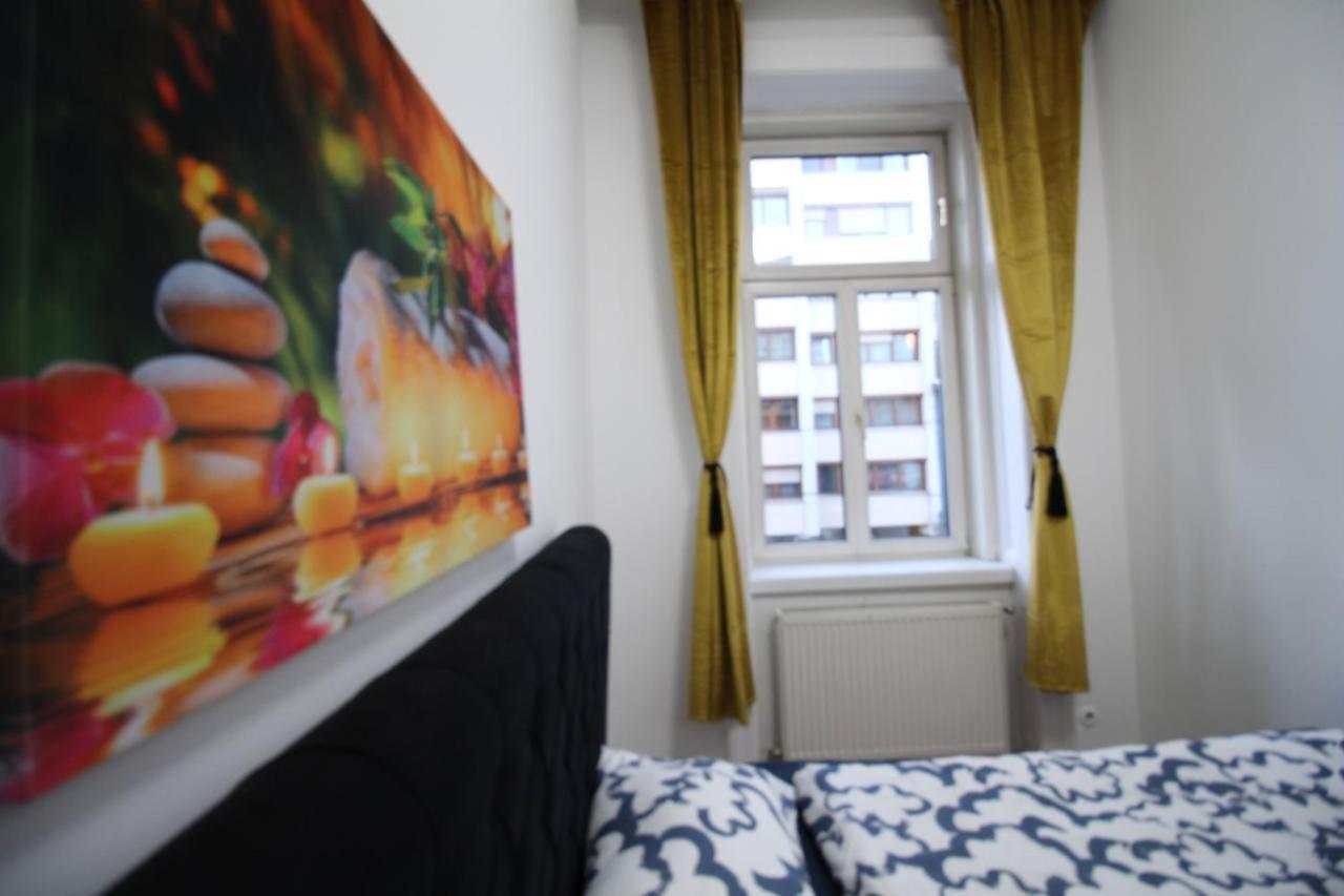 Modern Double Room Js B ウィーン エクステリア 写真