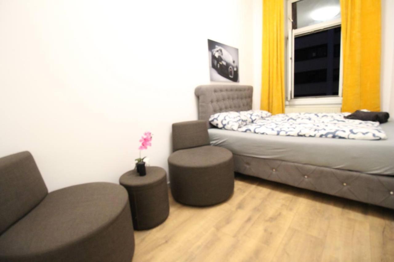 Modern Double Room Js B ウィーン エクステリア 写真