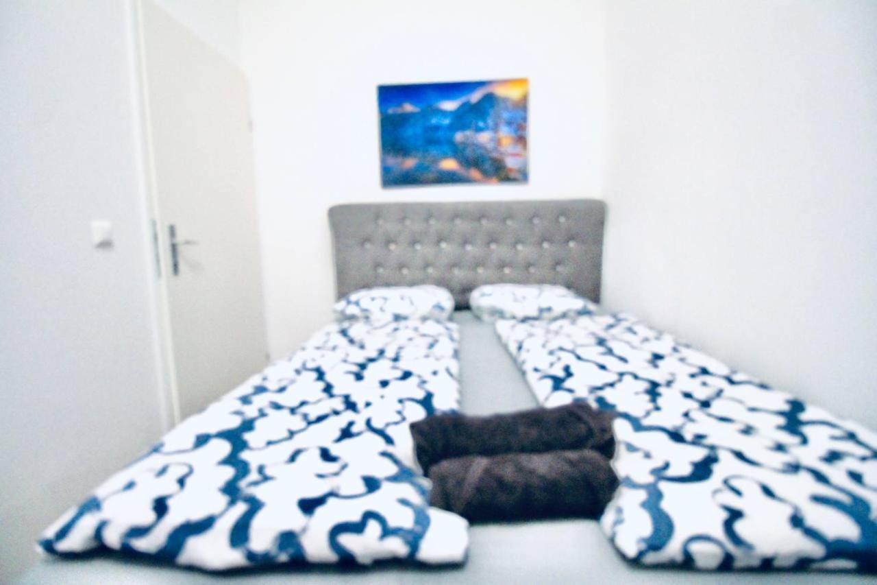Modern Double Room Js B ウィーン エクステリア 写真